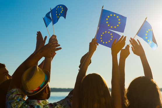 Európai Bizottság - Európai nyelvi kezdeményezések